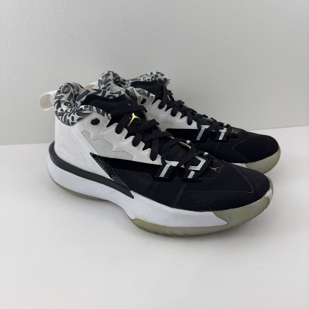 Nike Kids Sneakers Black White Graphic